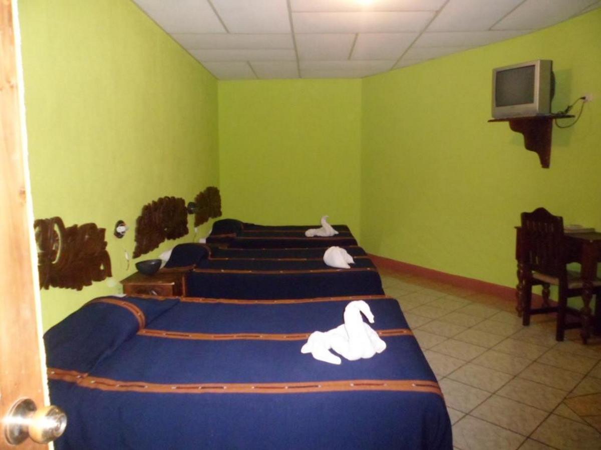 Hoteles Kakchiquel 파나하첼 외부 사진