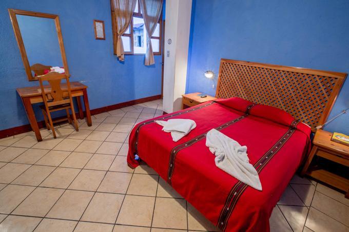 Hoteles Kakchiquel 파나하첼 외부 사진