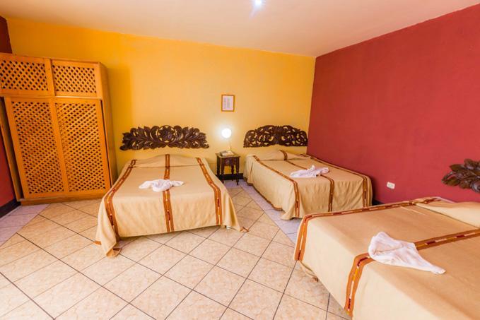 Hoteles Kakchiquel 파나하첼 외부 사진